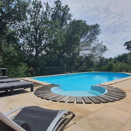 Saint Raphael - Appartement dans villa au calme à Valescure Esterno foto
