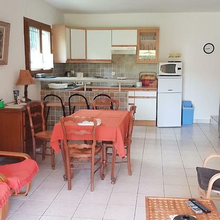 Saint Raphael - Appartement dans villa au calme à Valescure Esterno foto
